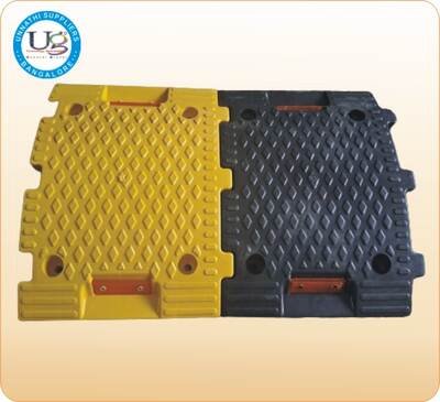 road-hump-75mm-arrow